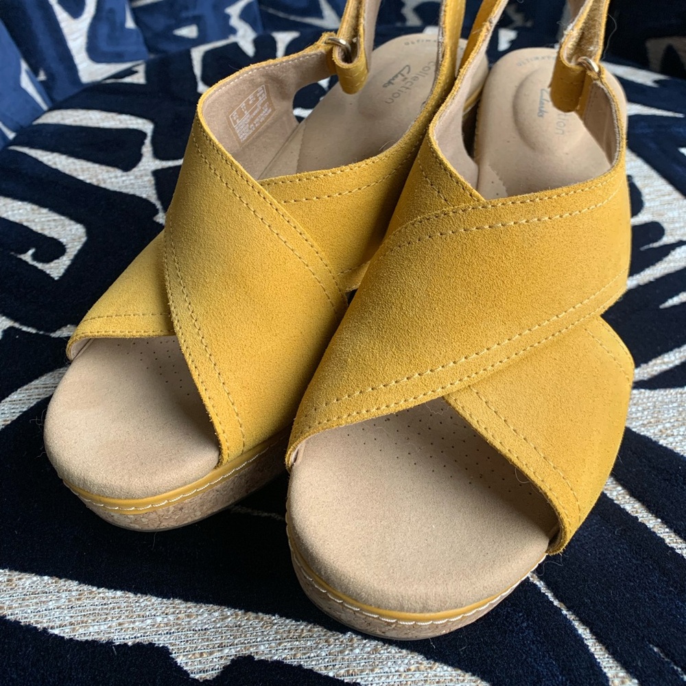 Clarks Womens Giselle Cove Cork Platform Sandals Shoes 11 Wide Yellow